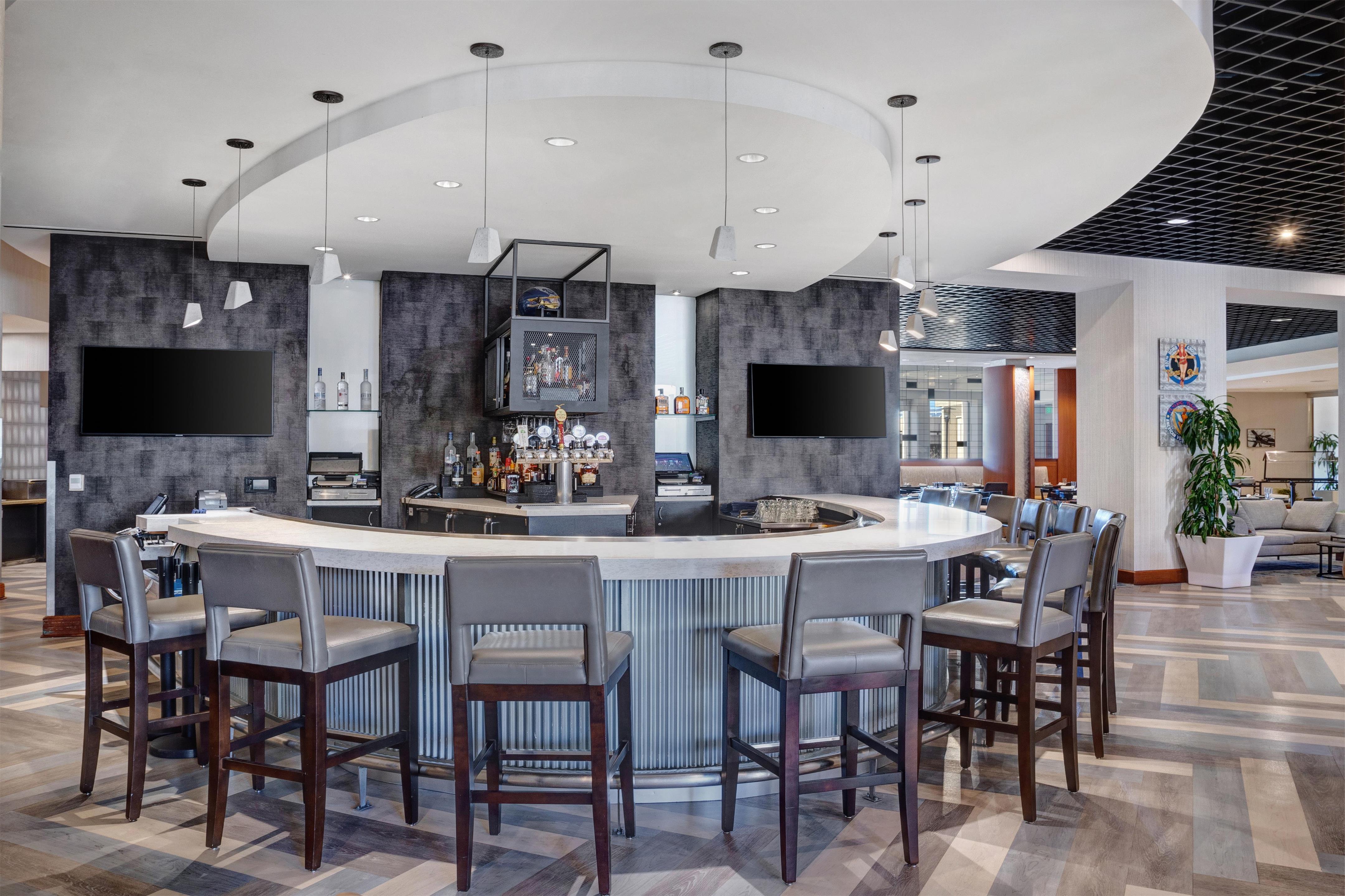 Bar Lounge | Hyatt Regency DFW International Airport
