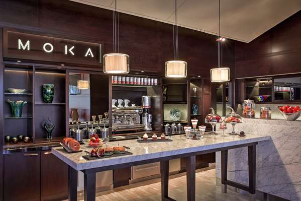 Restaurant - Grand Hyatt Hotel DFW Airport Dallas