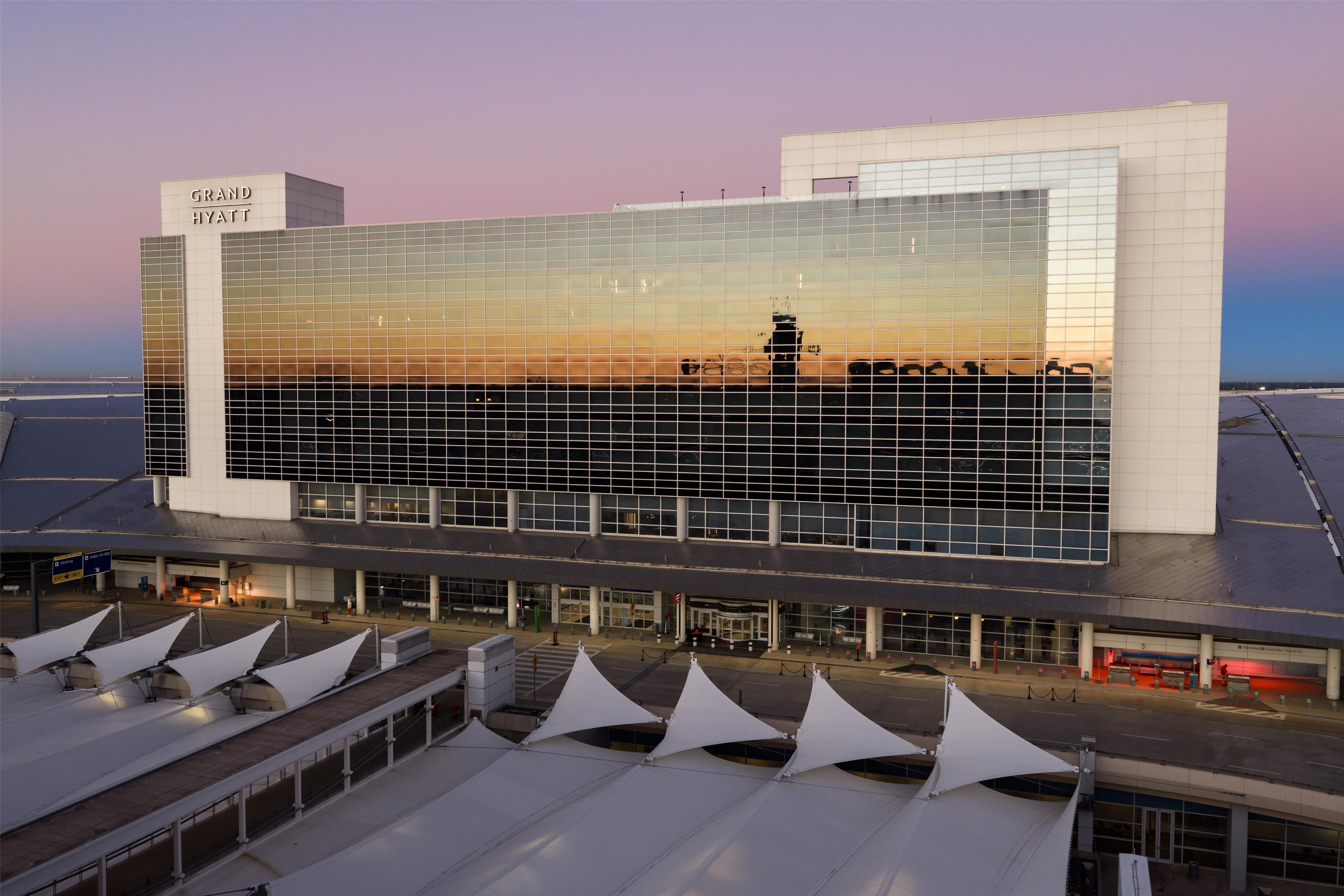 Exterior | Grand Hyatt DFW - Connected to the airport