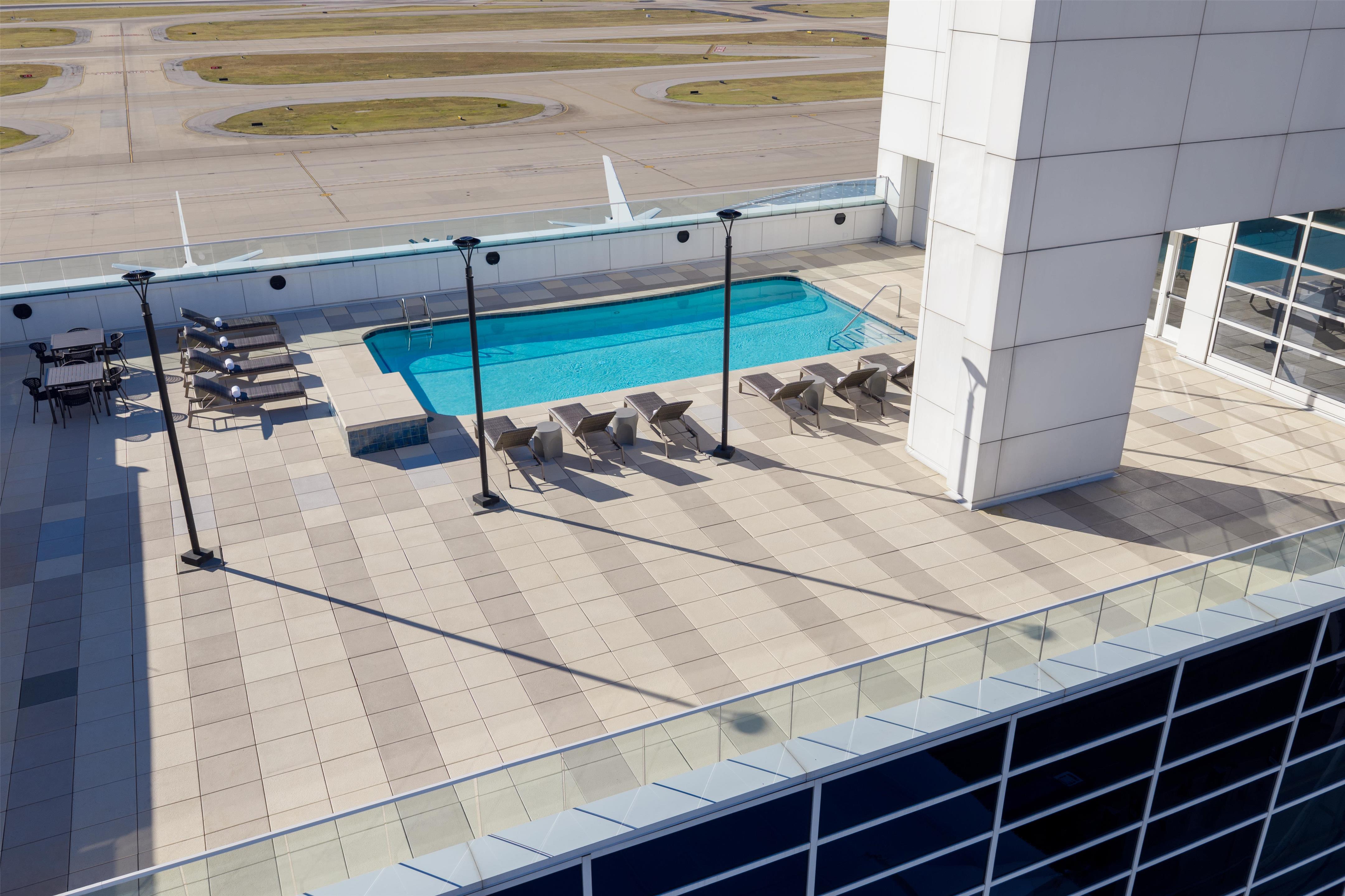 Pool | Grand Hyatt DFW - Connected to the airport