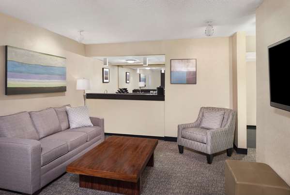 Suite - Hyatt Regency Hotel New Brunswick