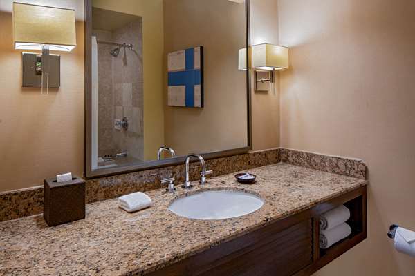  - Hyatt Regency Hotel Old Greenwich - I-95, Exit 5