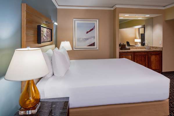  - Hyatt Regency Hotel Old Greenwich - I-95, Exit 5