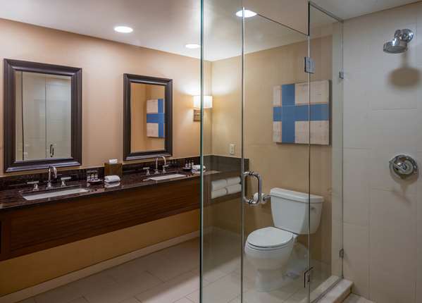  - Hyatt Regency Hotel Old Greenwich - I-95, Exit 5