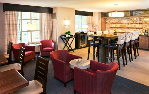 Bar - Hyatt Regency Hotel Old Greenwich - I-95, Exit 5