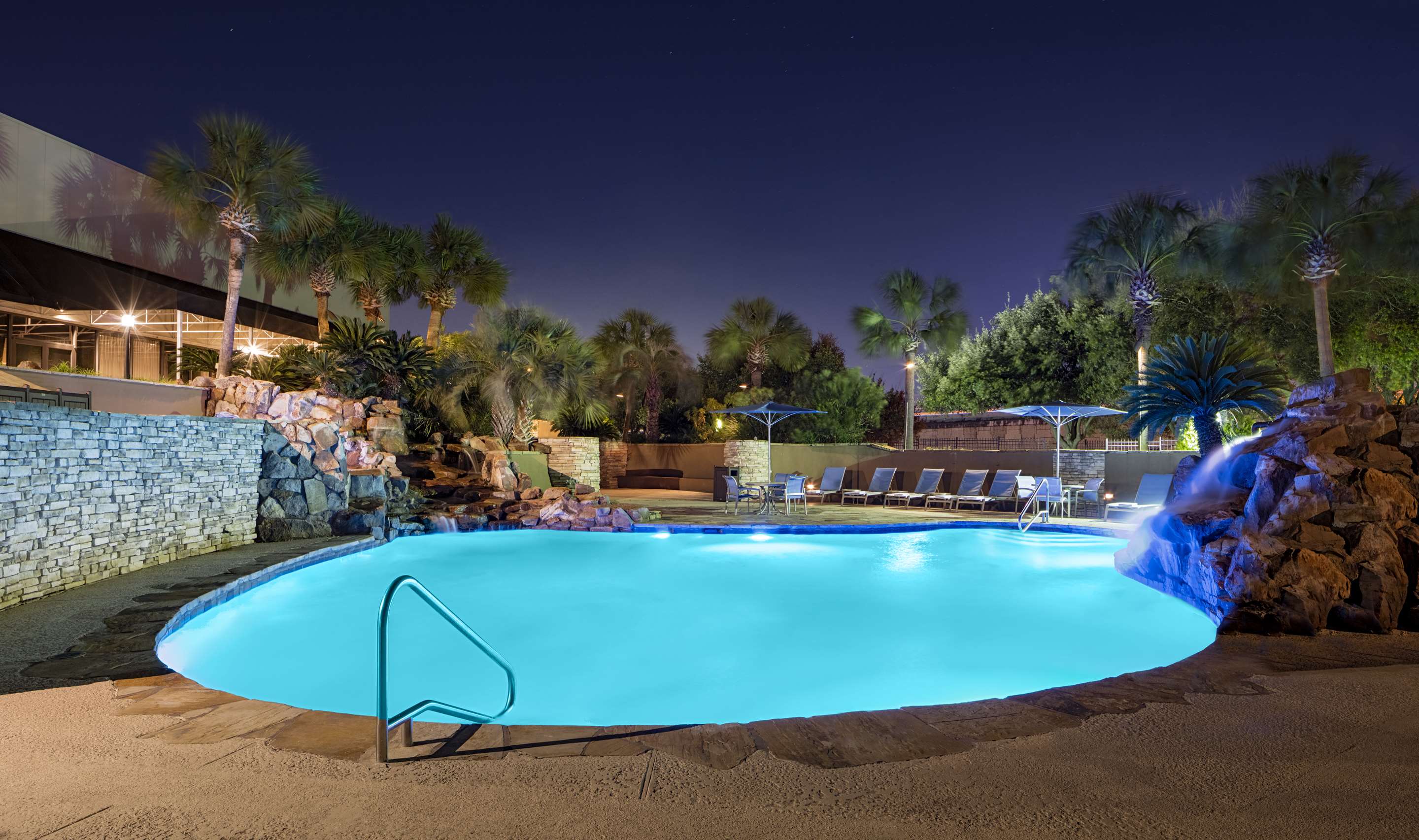 Pool | Hyatt Regency Houston Intercontinental Airport