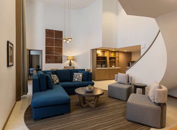 Suite - Hyatt Regency Hotel Houston - I-45, Exits 47A & 47D