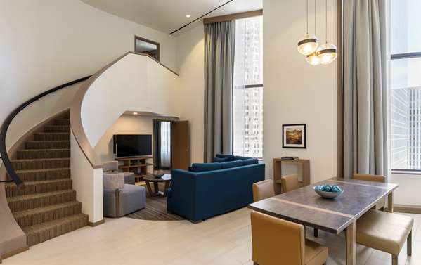 Suite - Hyatt Regency Hotel Houston - I-45, Exits 47A & 47D