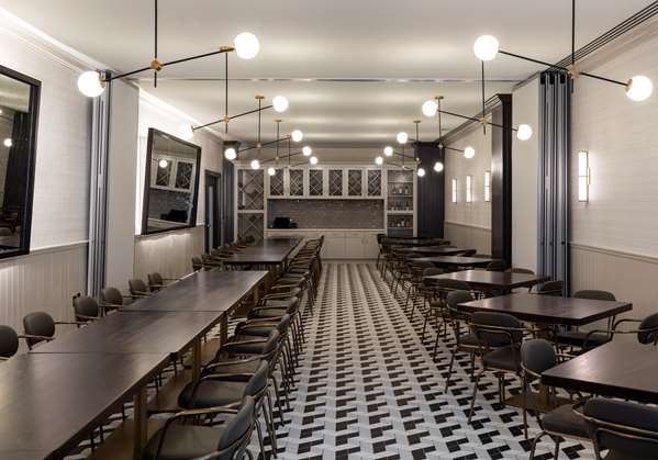 Restaurant - Hyatt Regency Hotel Houston - I-45, Exits 47A & 47D