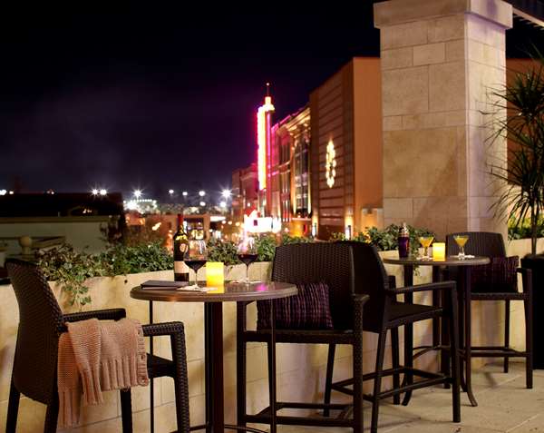 Pool - Hyatt Centric Hotel The Woodlands