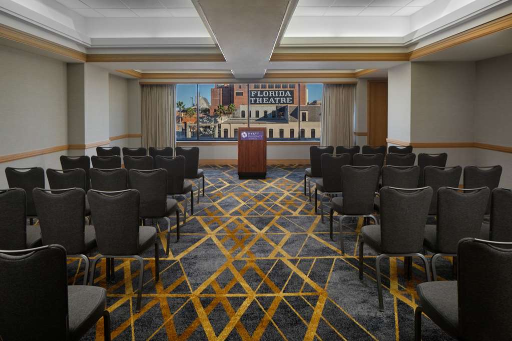 HYATT REGENCY JACKSONVILLE - Photo 39