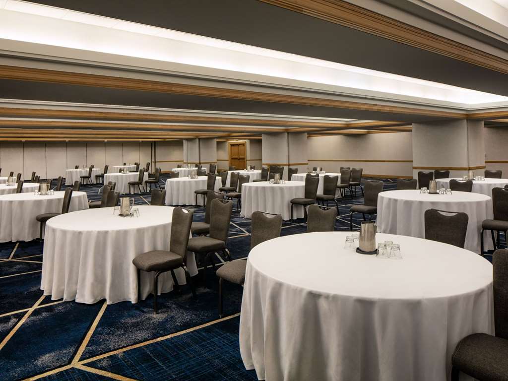 HYATT REGENCY JACKSONVILLE - Photo 46