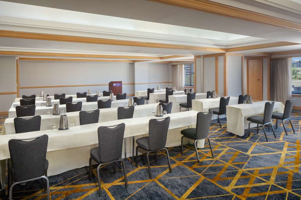 HYATT REGENCY JACKSONVILLE - Photo 42