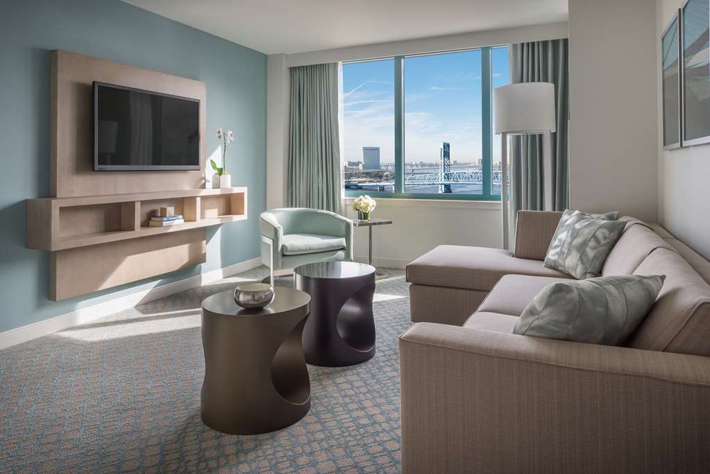 HYATT REGENCY JACKSONVILLE - Photo 5