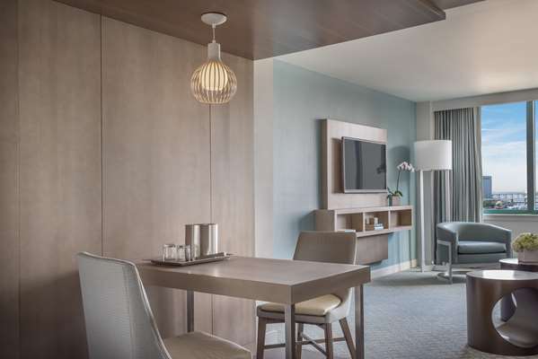 Suite - Hyatt Regency Hotel Jacksonville