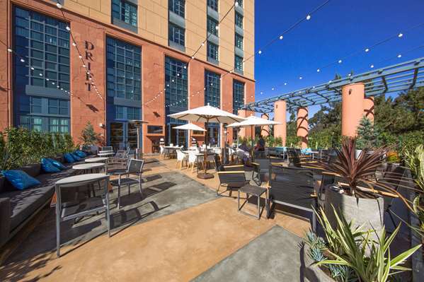 Restaurant - Hyatt Regency Hotel at Aventine San Diego - I-5, Exits 28 & 28B