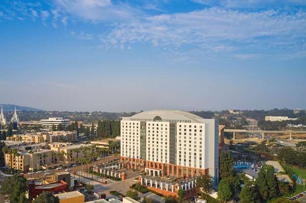Exterior view - Hyatt Regency Hotel at Aventine San Diego - I-5, Exits 28 & 28B