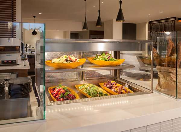 Restaurant - Hyatt Regency Hotel Los Angeles International Airport