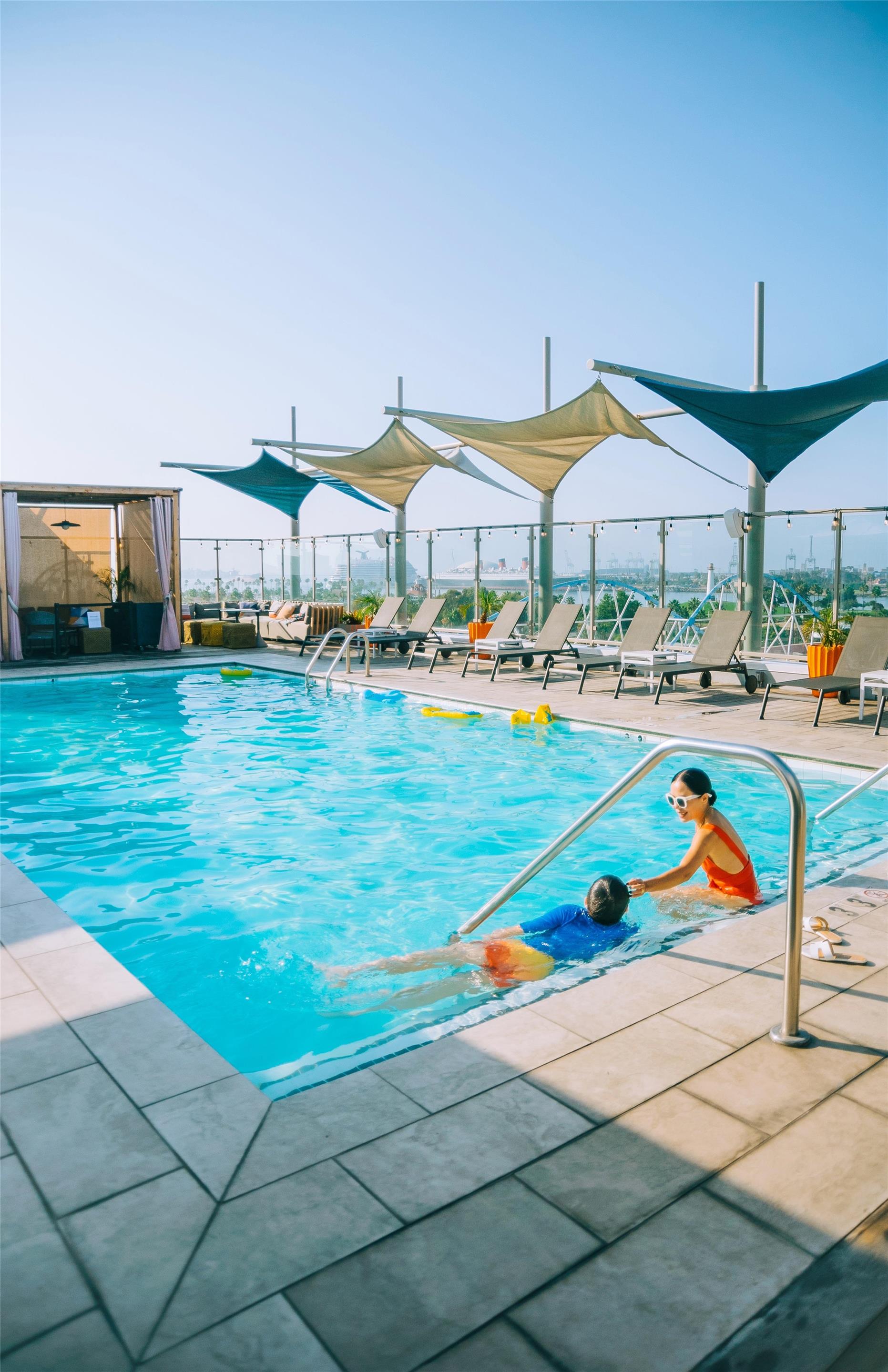 Pool | Hyatt Centric The Pike Long Beach