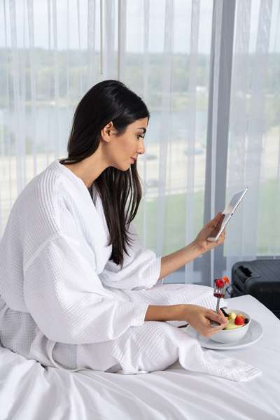  - Hyatt Regency Hotel Lisle