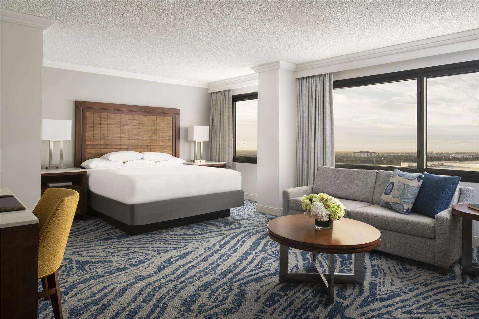 HYATT REGENCY ORLANDO - Photo 8