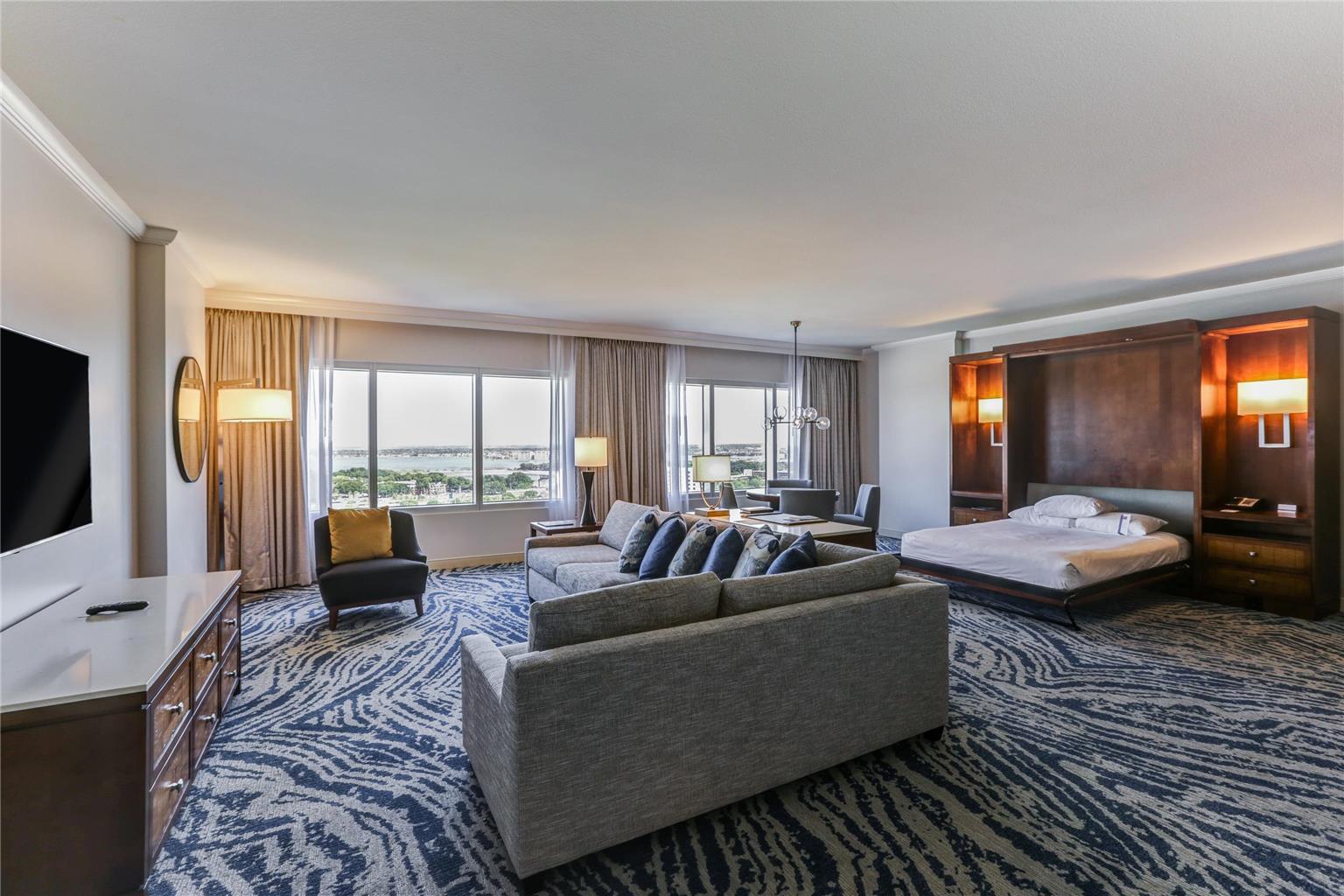 HYATT REGENCY ORLANDO - Photo 37