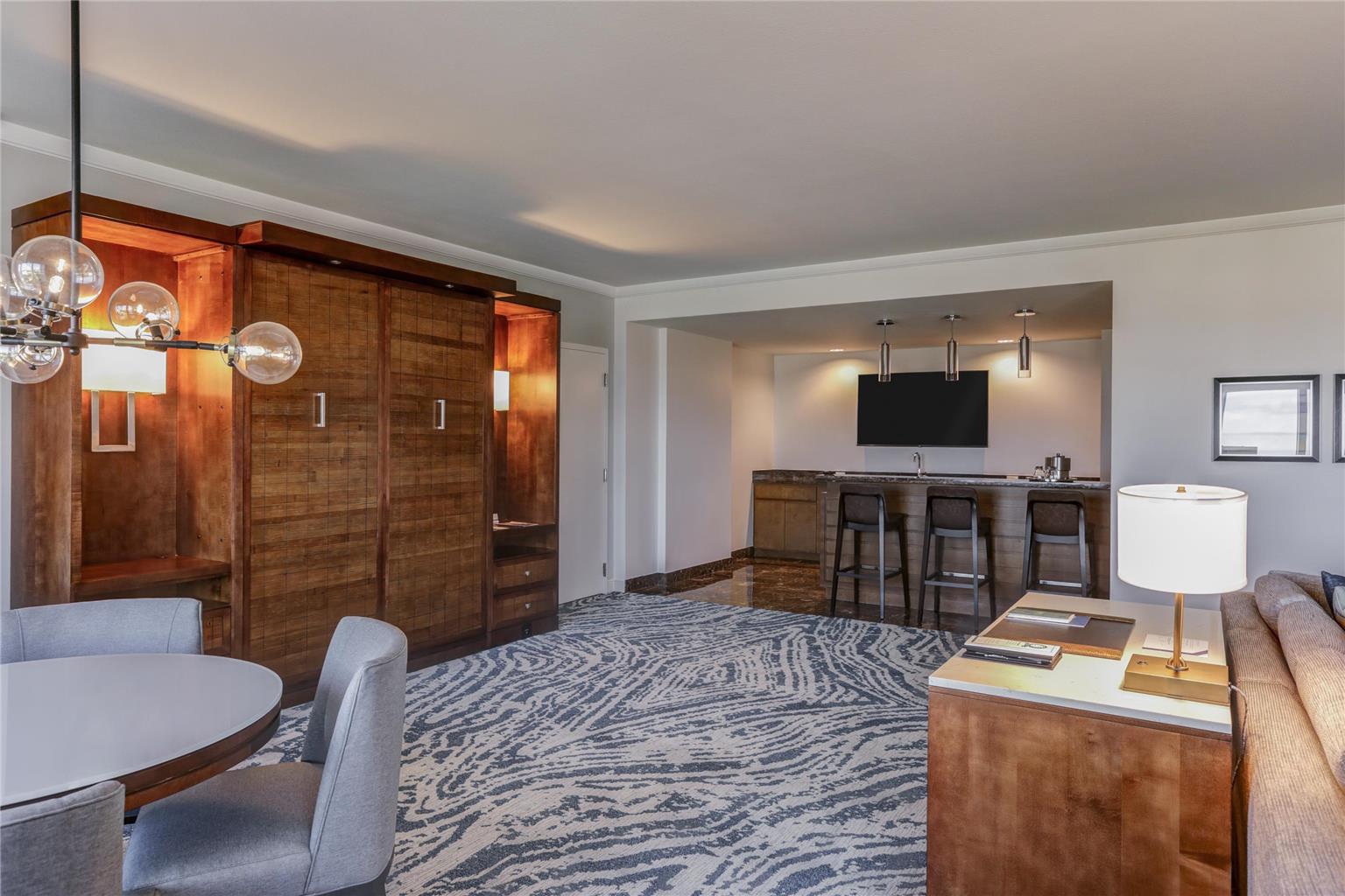 HYATT REGENCY ORLANDO - Photo 34