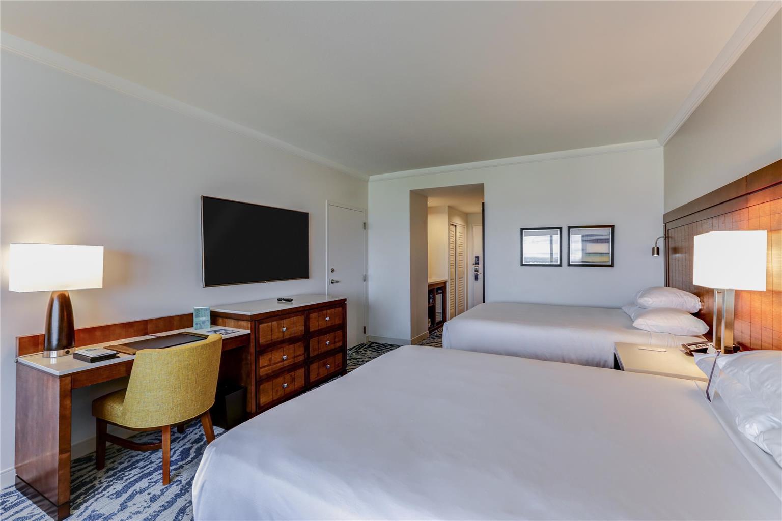 HYATT REGENCY ORLANDO - Photo 35