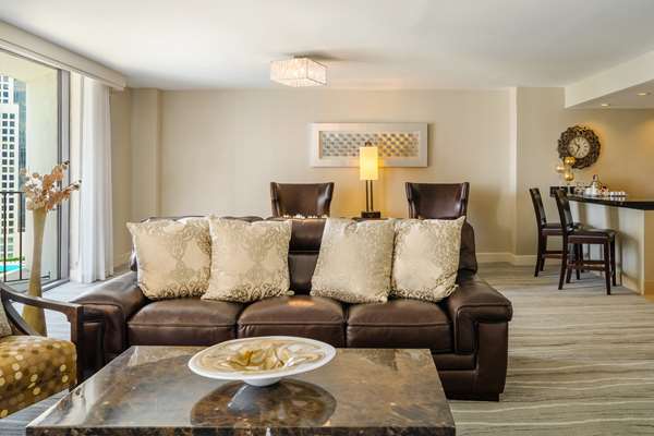 Suite - Hyatt Regency Hotel Miami - I-95, Exit 2A & 2C