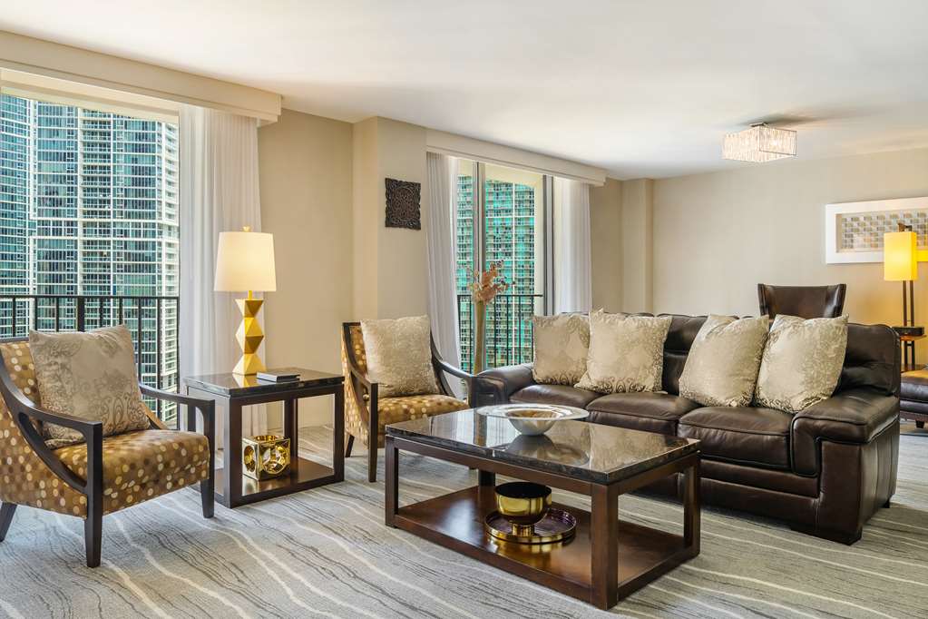 HYATT REGENCY MIAMI - Photo 40