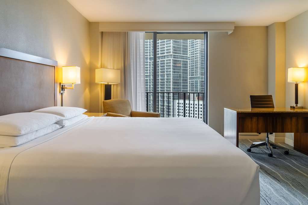 HYATT REGENCY MIAMI - Photo 27