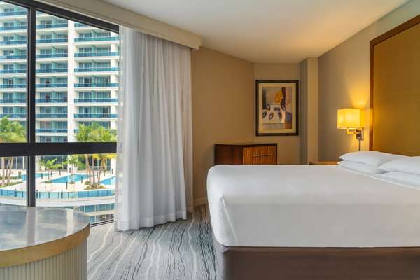 Suite - Hyatt Regency Hotel Miami - I-95, Exit 2A & 2C