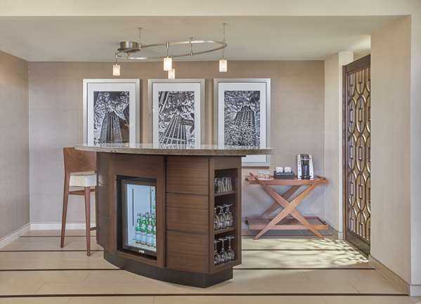 Suite - Hyatt Regency Hotel Milwaukee - I-43, Exit 72A & 72E