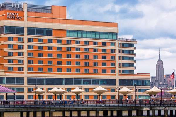Exterior view - Hyatt Regency on the Hudson Hotel Jersey City