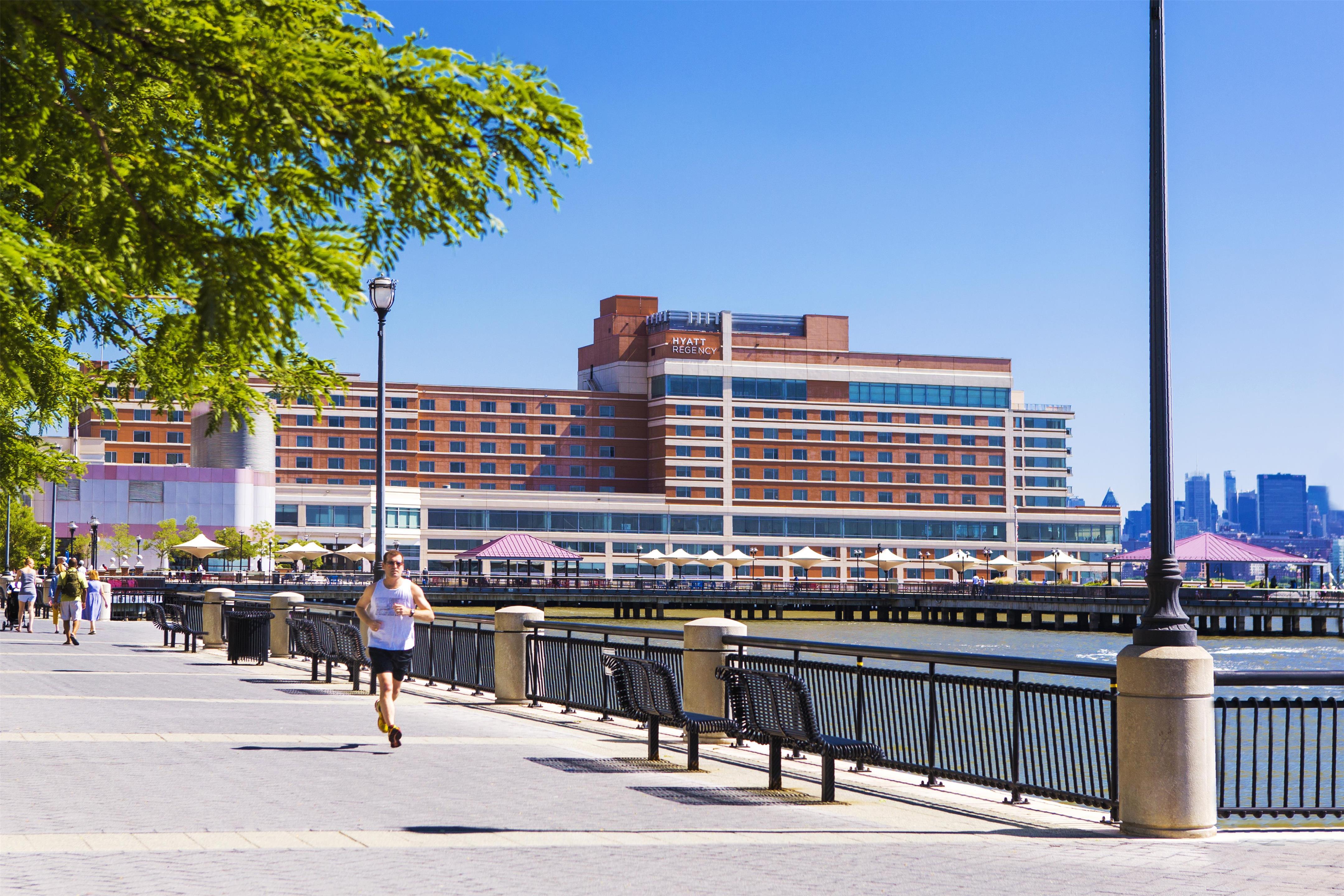 Exterior | Hyatt Regency Jersey City on the Hudson