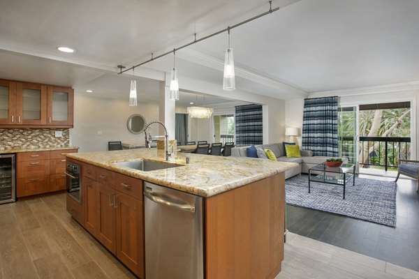 Suite - Hyatt Regency Hotel Newport Beach