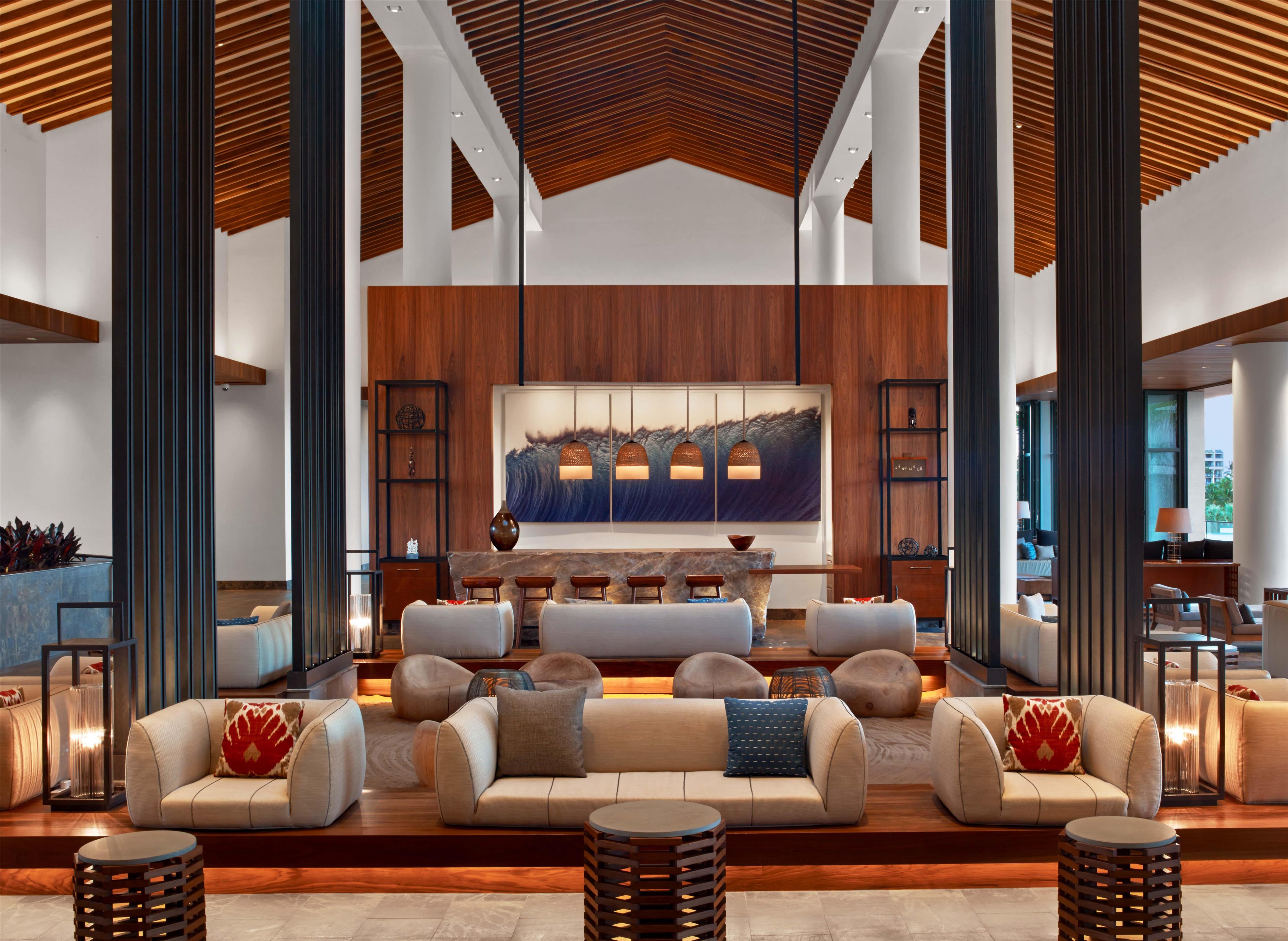 Bar Lounge | Andaz Maui at Wailea Resort - a concept by Hyatt