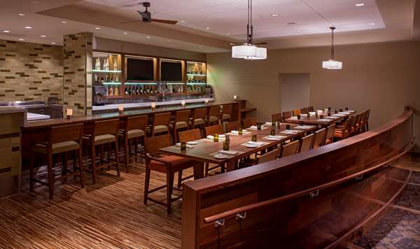 Restaurant - Hyatt Regency Hotel Airport Orlando