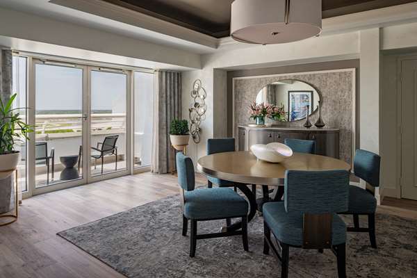 Suite - Hyatt Regency Hotel Airport Orlando