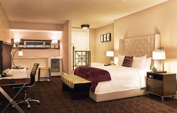 Suite - Bellevue Hotel Philadelphia