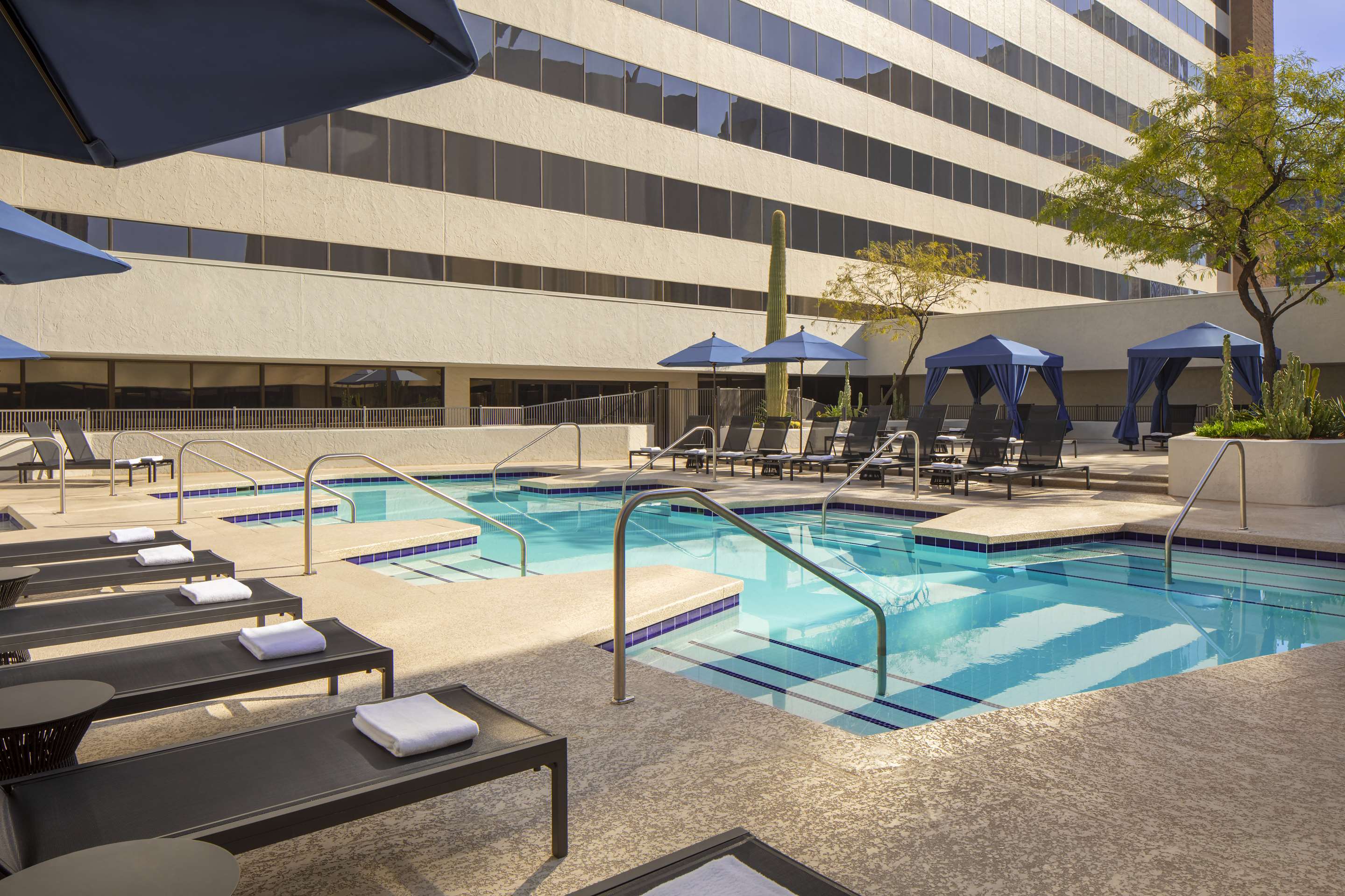Pool | Hyatt Regency Phoenix