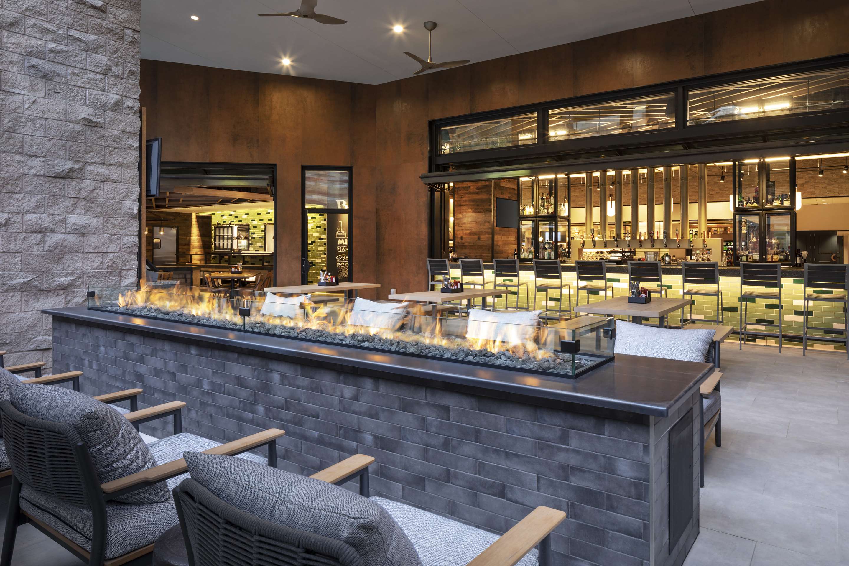 Bar Lounge | Hyatt Regency Phoenix