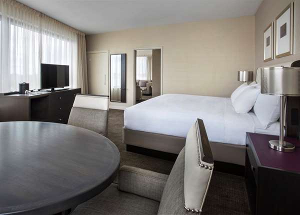  - Hyatt Regency Hotel Airport Pittsburgh