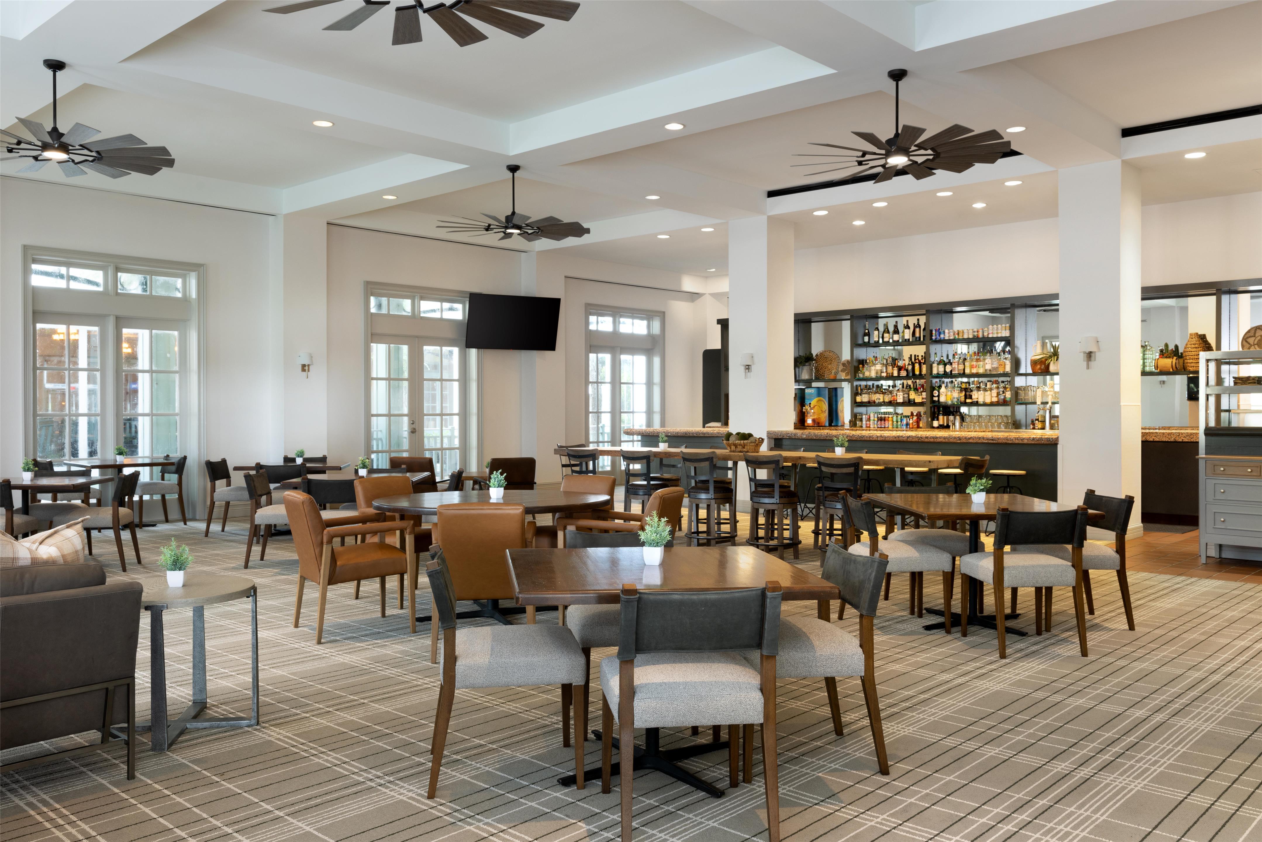 Restaurant | Hyatt Regency Hill Country Resort & Spa
