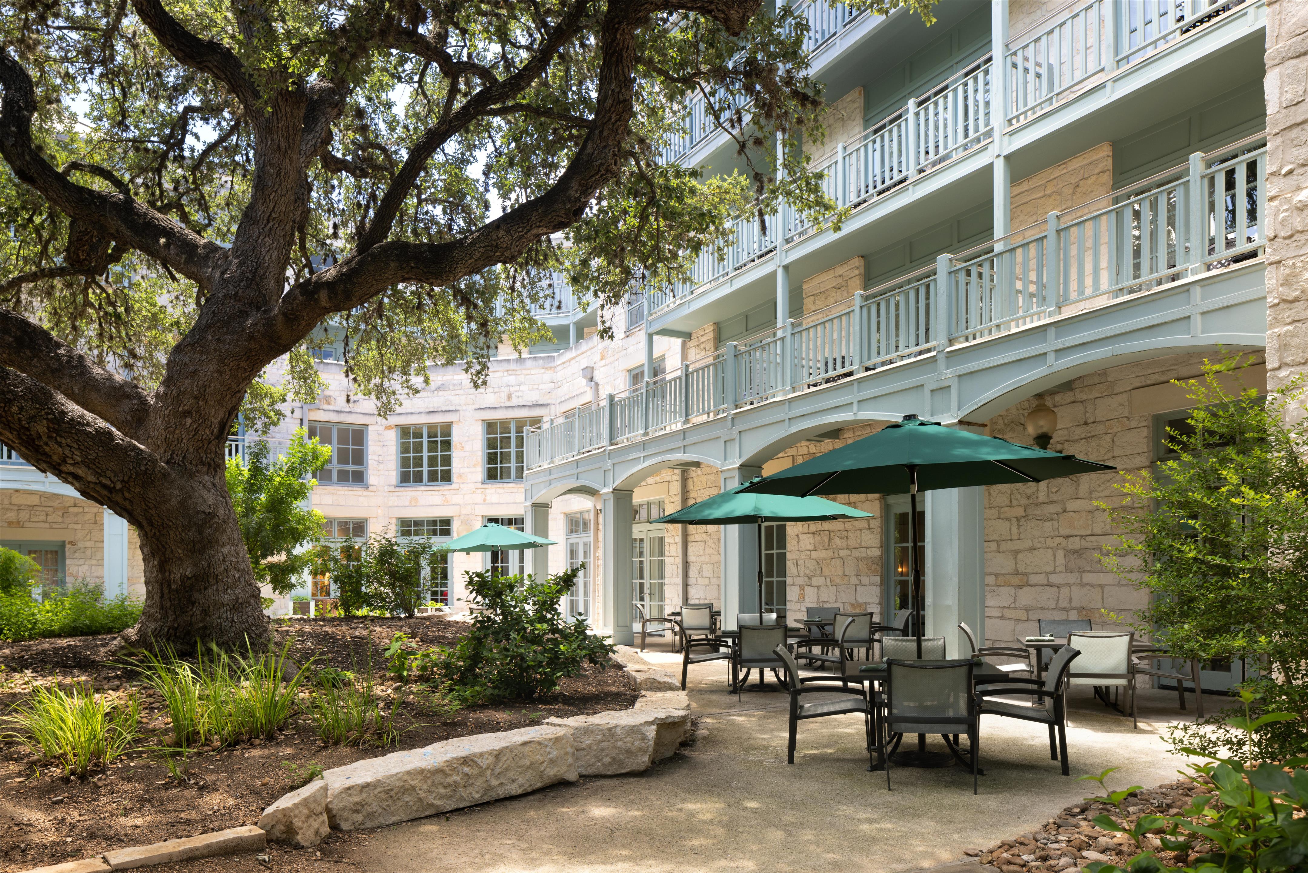 Restaurant | Hyatt Regency Hill Country Resort & Spa