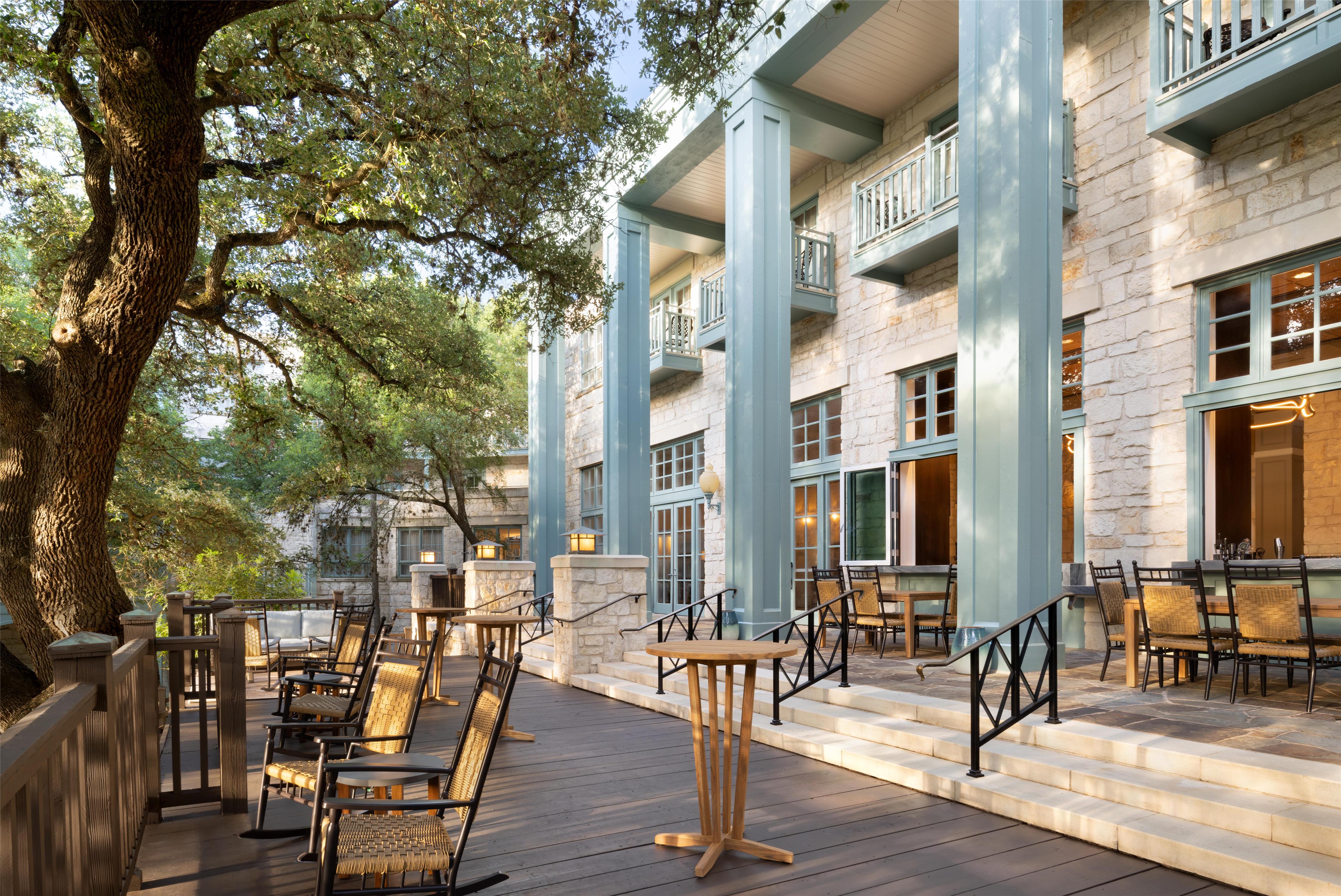 Patio Terrace | Hyatt Regency Hill Country Resort & Spa