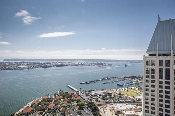  - Manchester Grand Hyatt Hotel San Diego