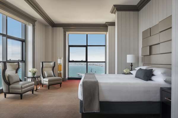 Suite - Manchester Grand Hyatt Hotel San Diego