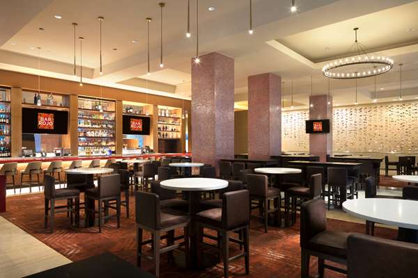 Pool - Grand Hyatt Hotel San Antonio