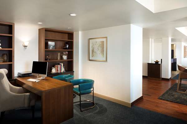 Suite - Grand Hyatt Hotel San Antonio